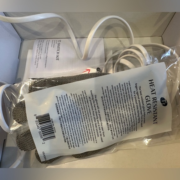 T3 Switch Kit Wave Trio Curling Iron - Picture 8 of 11